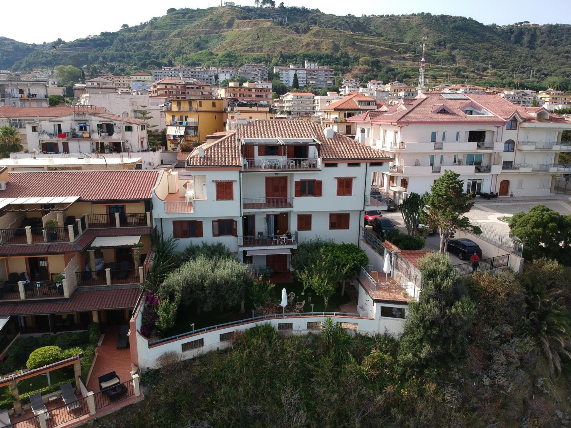 Caia Appartamenti Tropea Extérieur photo
